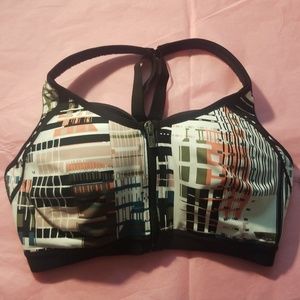 NEW! VS Knockout Front Close Sport Bra!